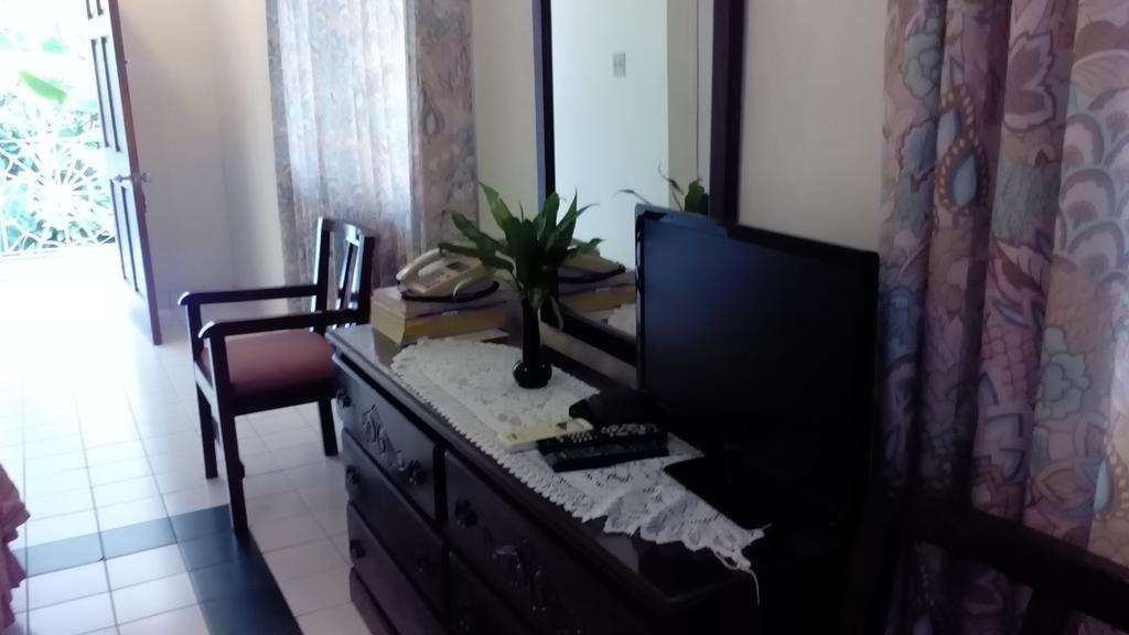 Hotel Relax Resort Бухта Монтего Экстерьер фото